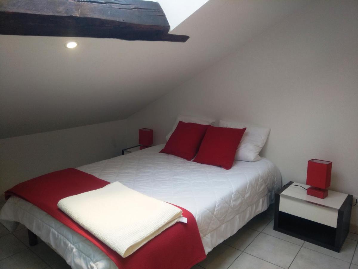 Appartement En Location Touristique Pour 4 Personnes Docelles Luaran gambar